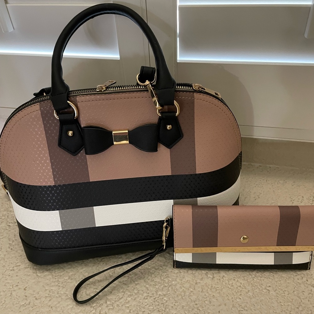 Purse with matching wallet
